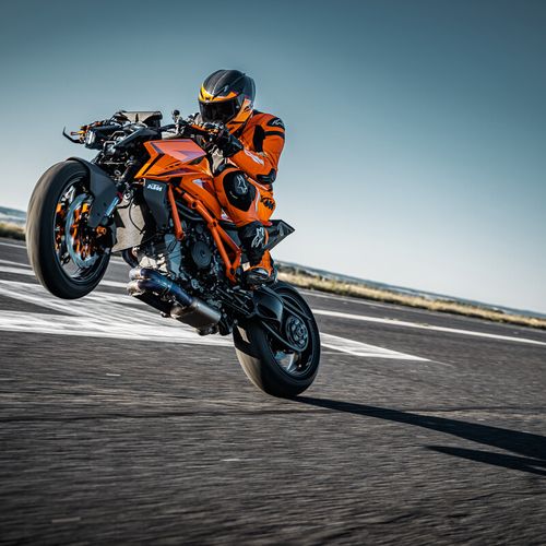 1390 Super Duke R