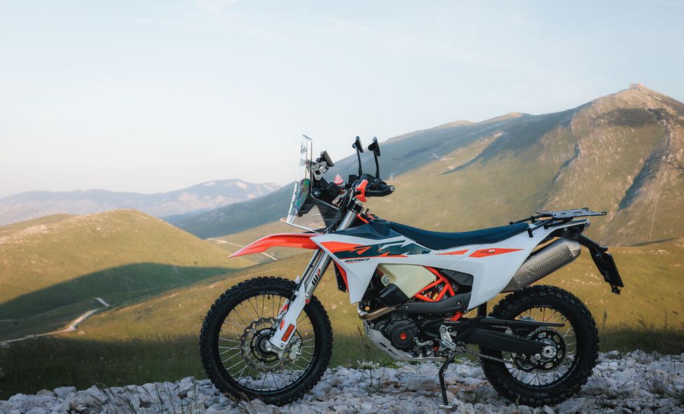 690 Rally